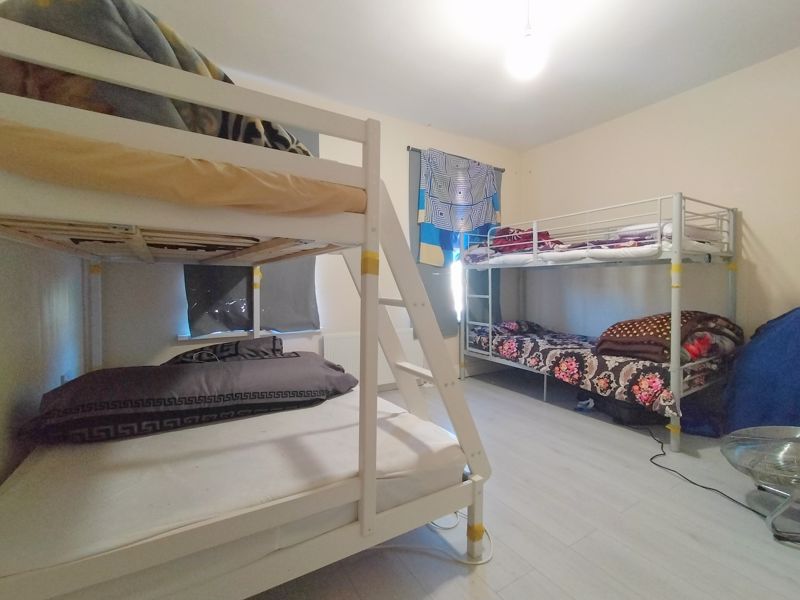 Photo 6- click for photo gallery